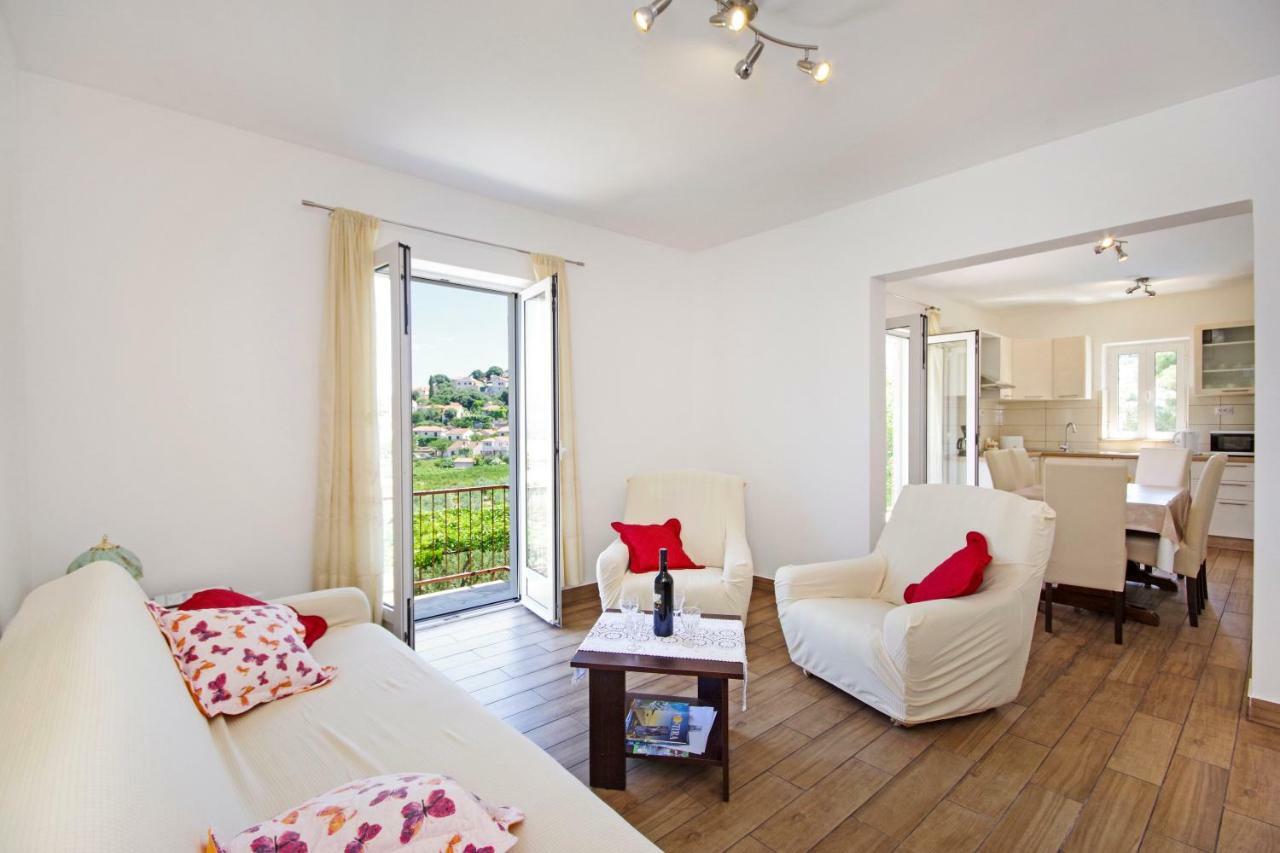 Kuca Za Odmor Toni Apartamento Postira Exterior foto